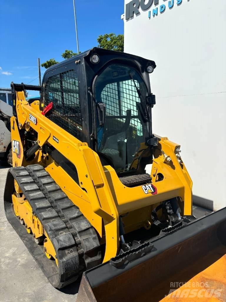 CAT 259D3 Мини товарачи
