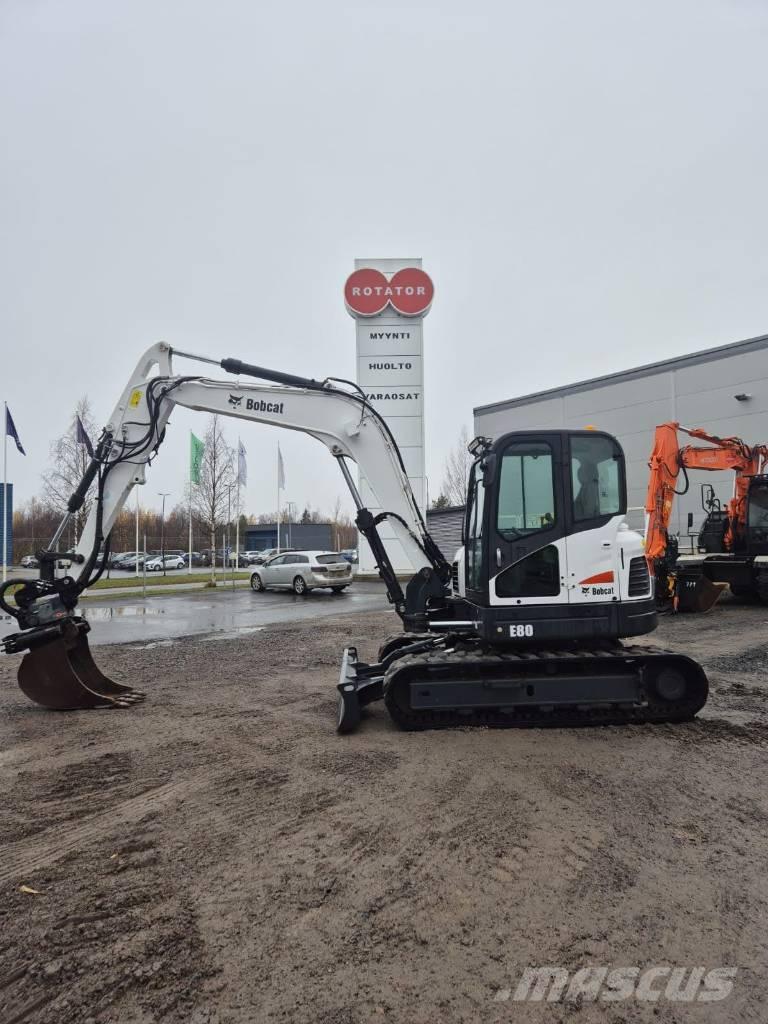 Bobcat E 80 Средни екскаватори 7т - 12т