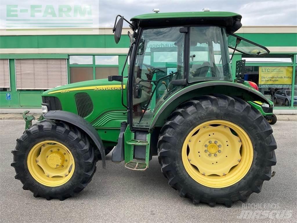 John Deere 5820 Трактори