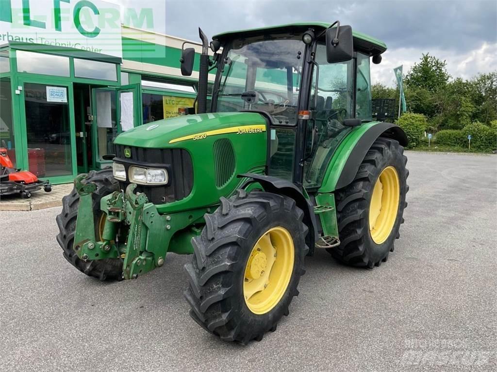 John Deere 5820 Трактори