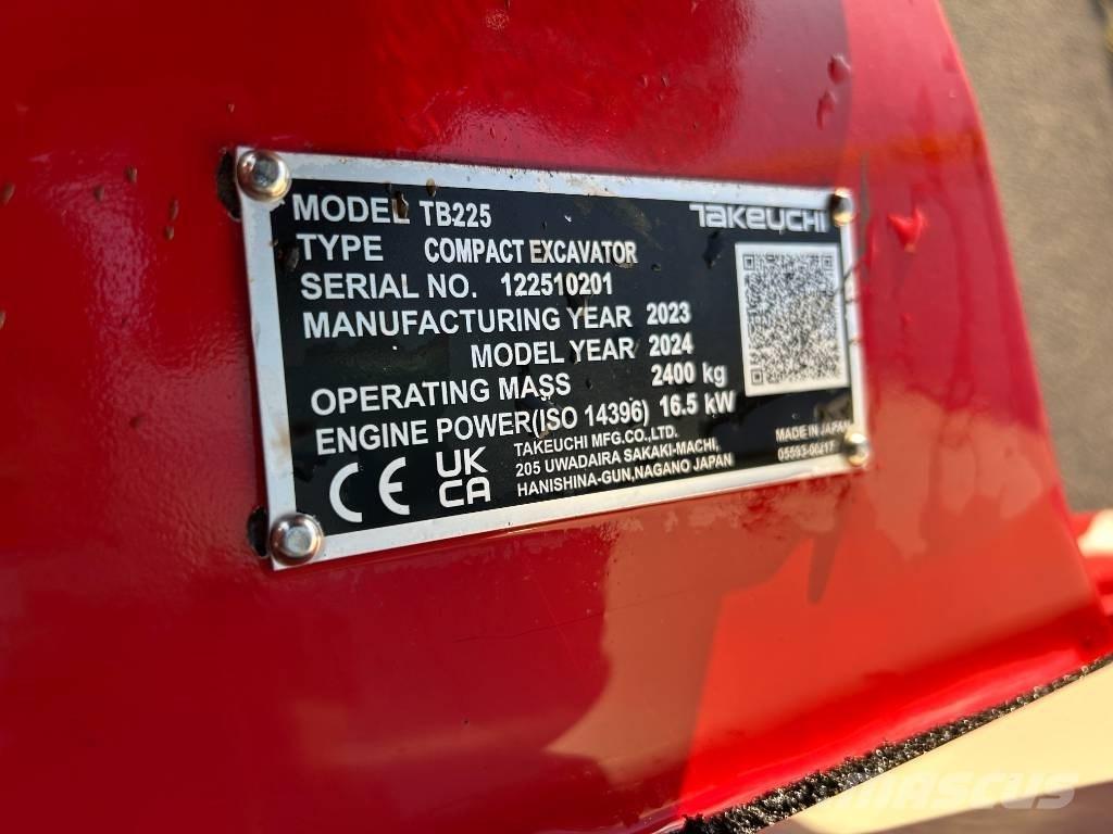 Takeuchi TB 225A V3 Мини екскаватори < 7 т