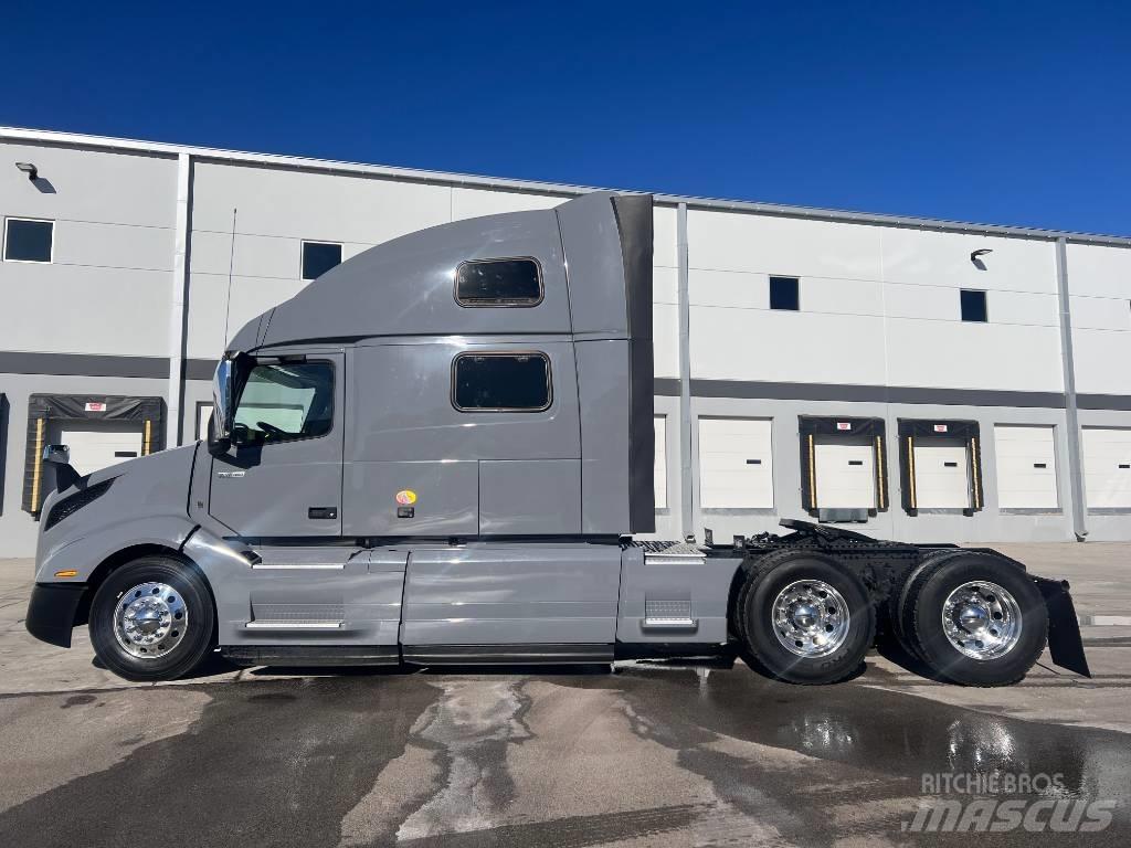 Volvo VNL860 Влекачи