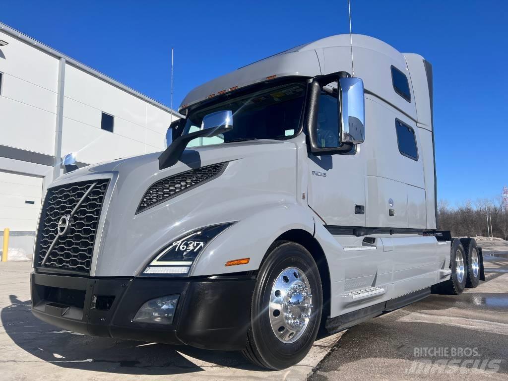 Volvo VNL860 Влекачи