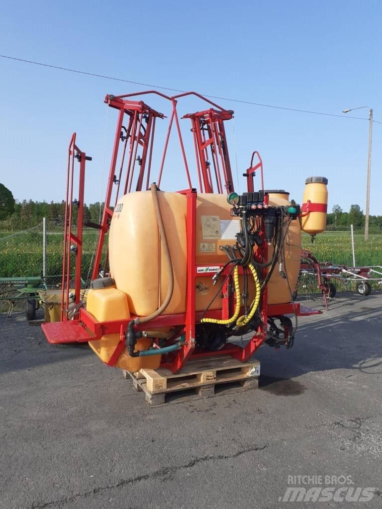 Junkkari 1300L/16M Навесни пръскачки
