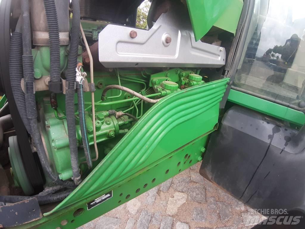 John Deere 6520 Трактори
