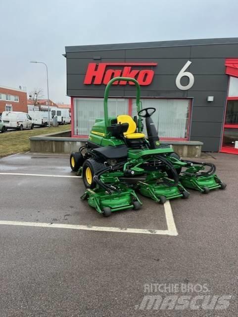 John Deere 9009 Косачки за околни терени на голф игрища