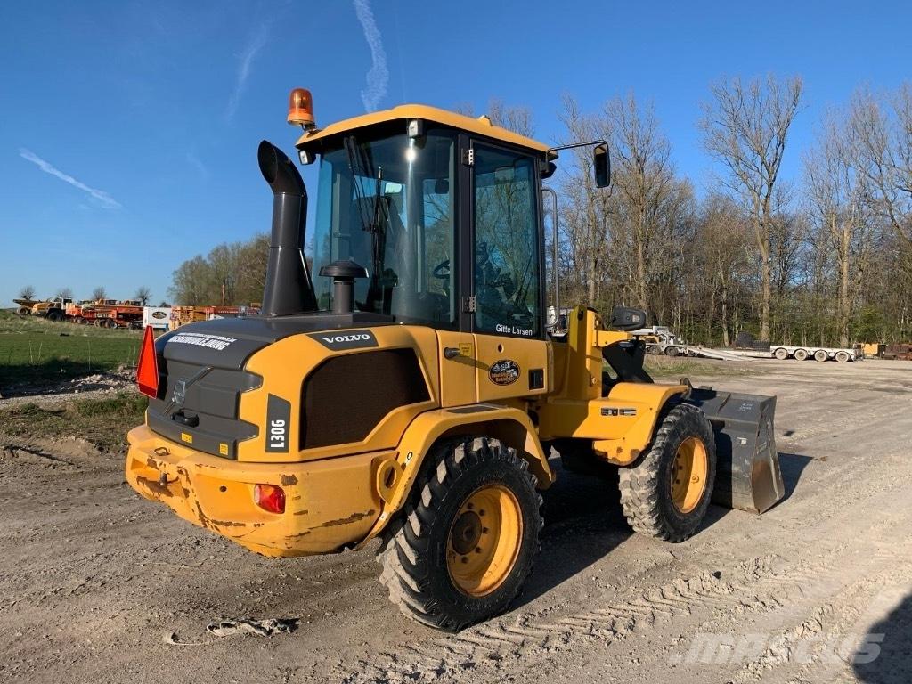 Volvo L 30 G Колесни товарачи