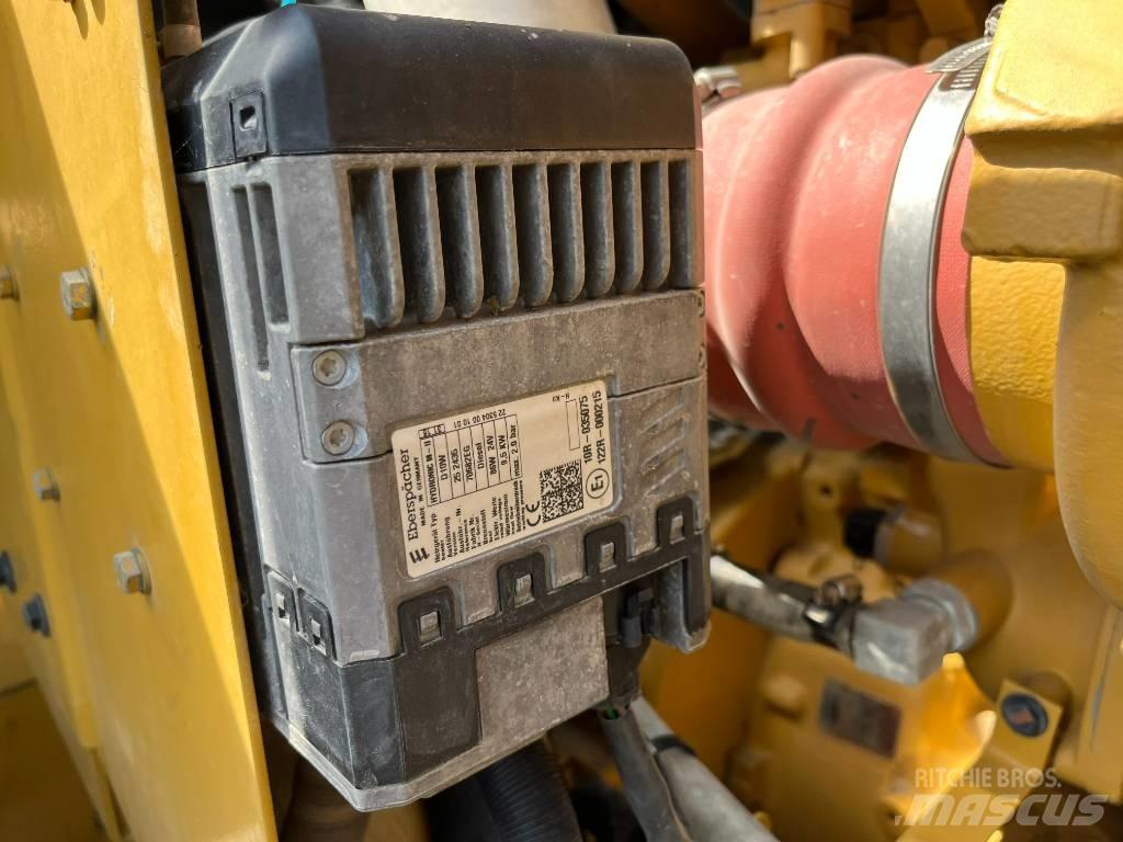 CAT 982M Колесни товарачи