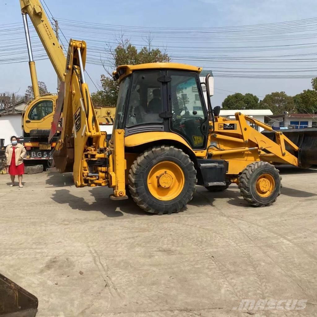 JCB 3 CX Товарач със заден ексватор