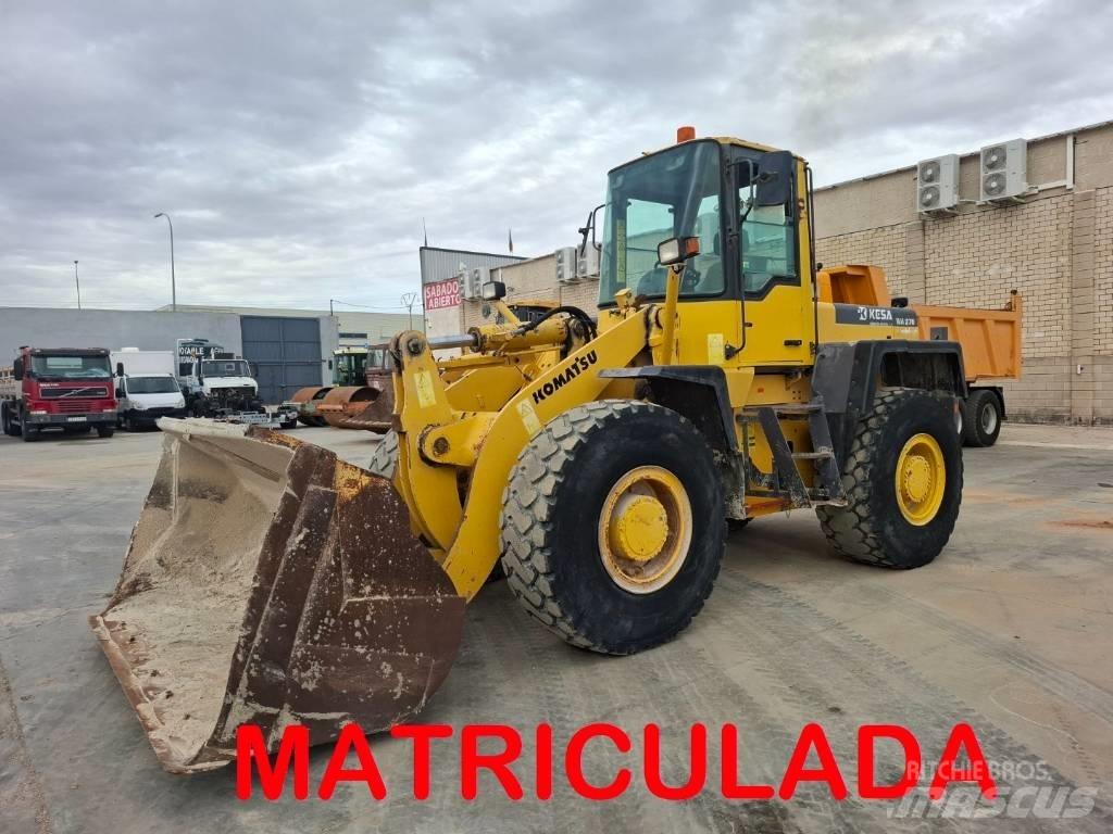 Komatsu WA 270-3 Колесни товарачи