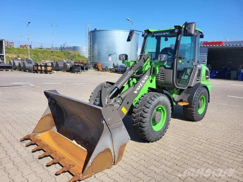 Volvo JL25H ELECTRIC Колесни товарачи