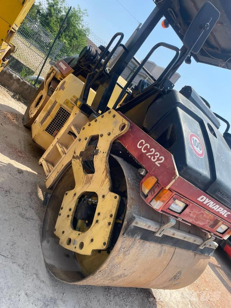 Dynapac CC 232 Двойни барабанни ролки
