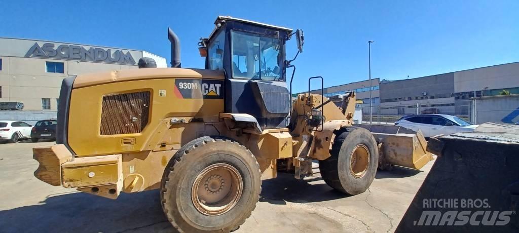 CAT 930 M Колесни товарачи