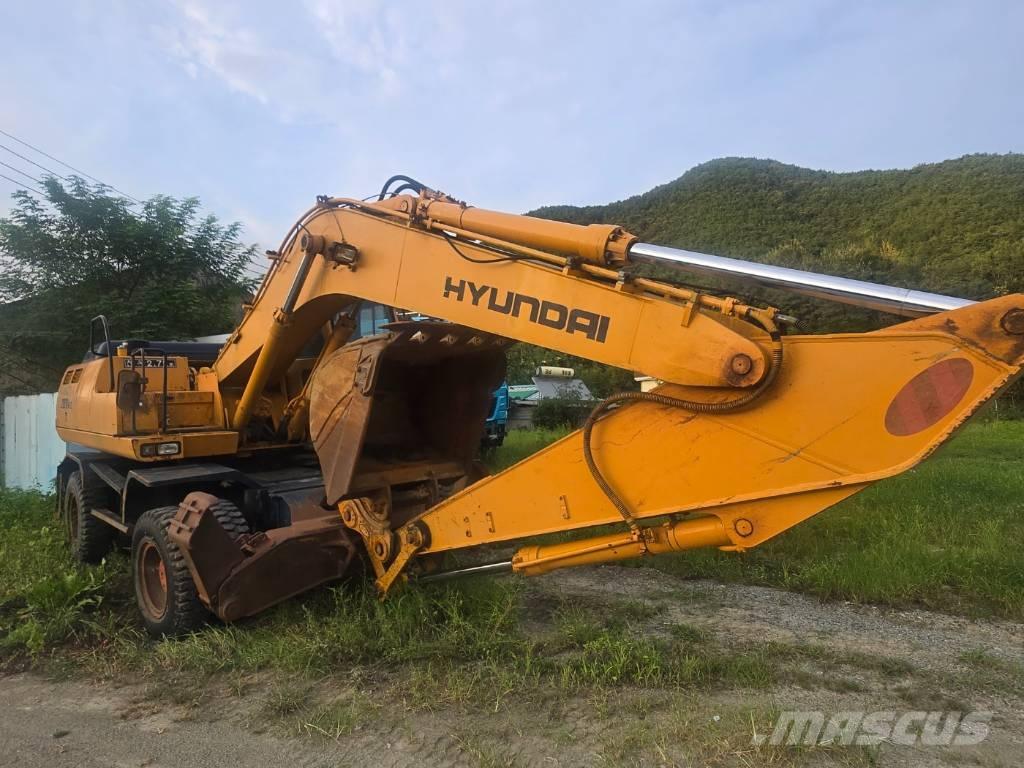 Hyundai Robex 2000W Колесни екскаватори