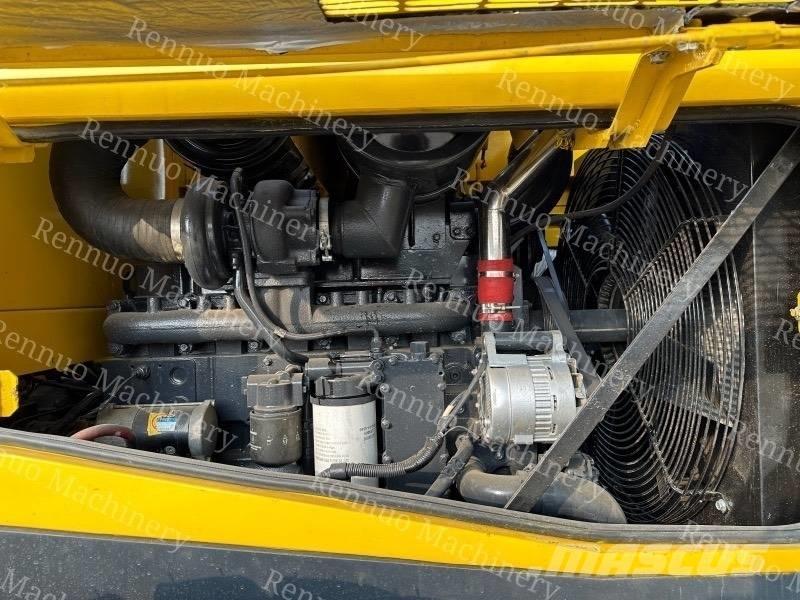 Komatsu WA380 Колесни товарачи