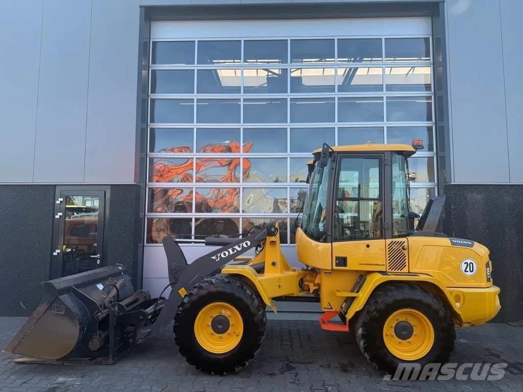Volvo L35G Колесни товарачи