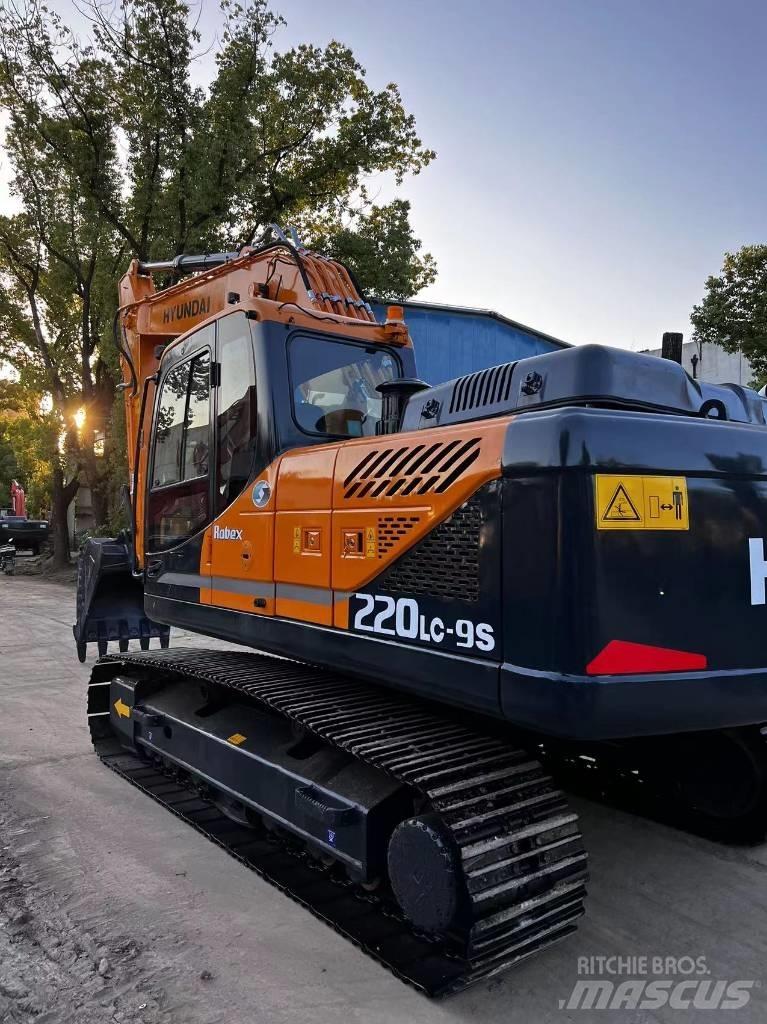 Hyundai 220LC-9S Верижен екскаватор