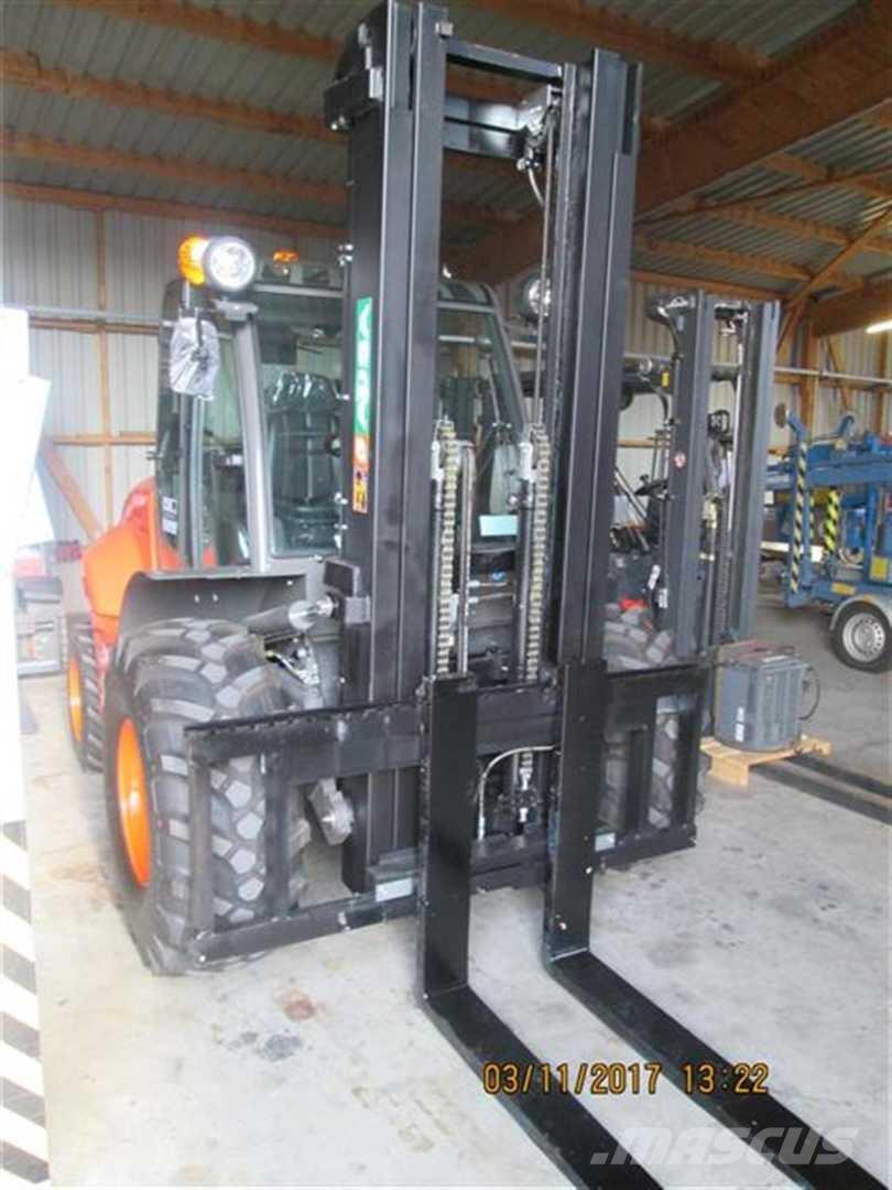 Ausa C500 HX4 Камиони за херавни местности