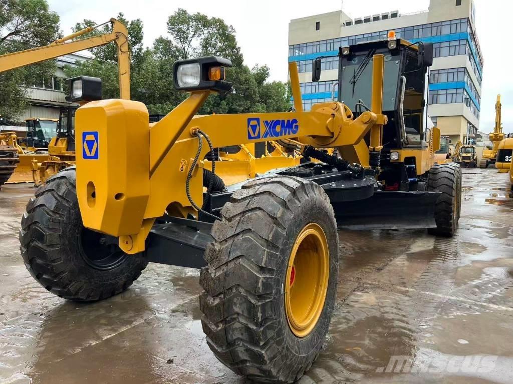 XCMG GR 1803 Грейдери