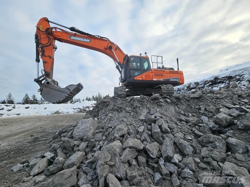 Doosan DX 340 LC Верижен екскаватор
