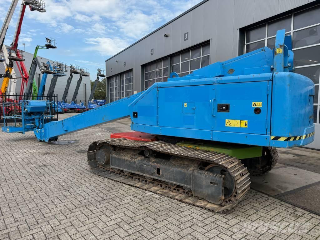 Aichi SR 21 A Телескопични повдигачи
