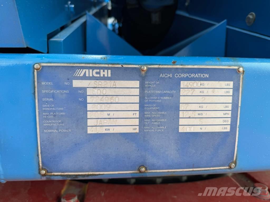 Aichi SR 21 A Телескопични повдигачи
