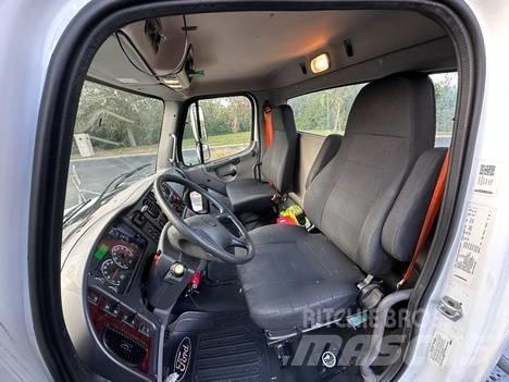 Freightliner M2 Влекачи