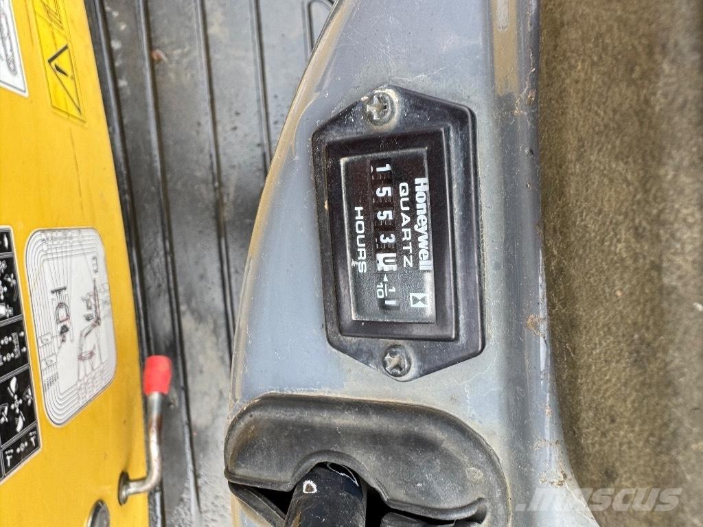 Yanmar SV08 (1C171) Мини екскаватори < 7 т