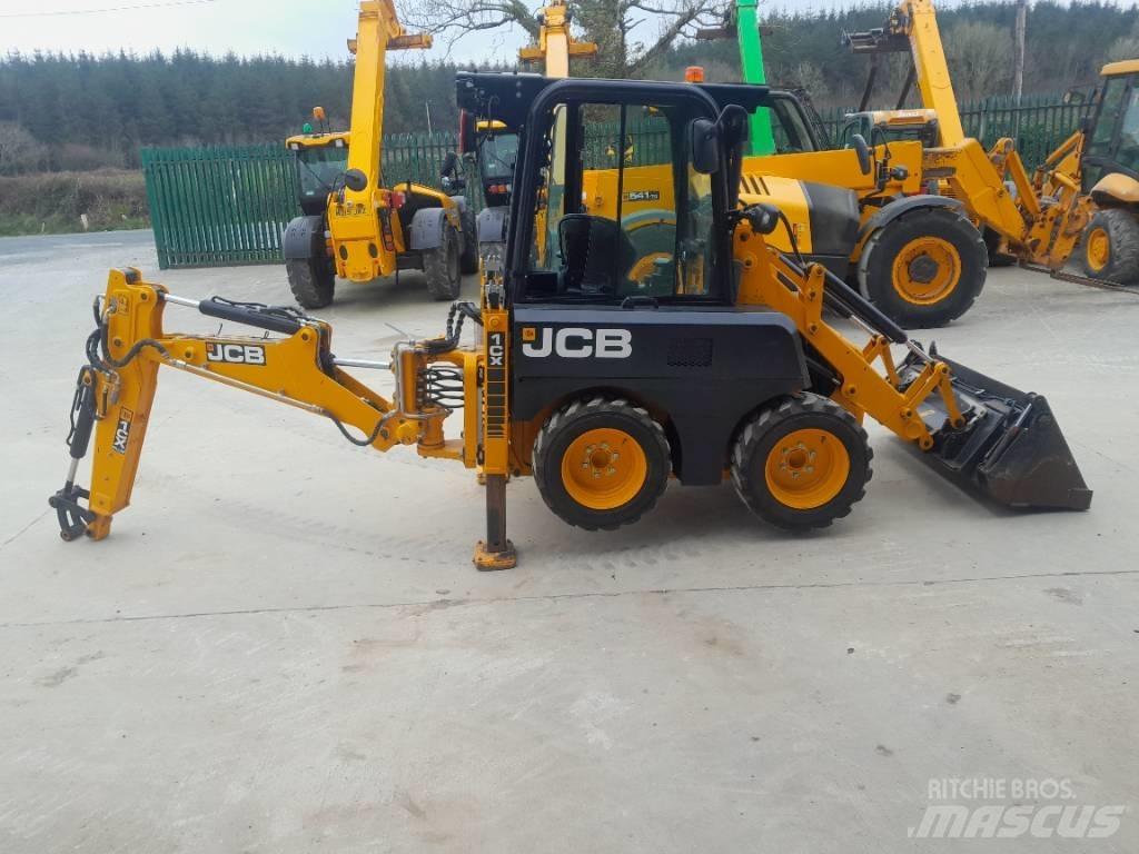 JCB 1 CX Товарач със заден ексватор