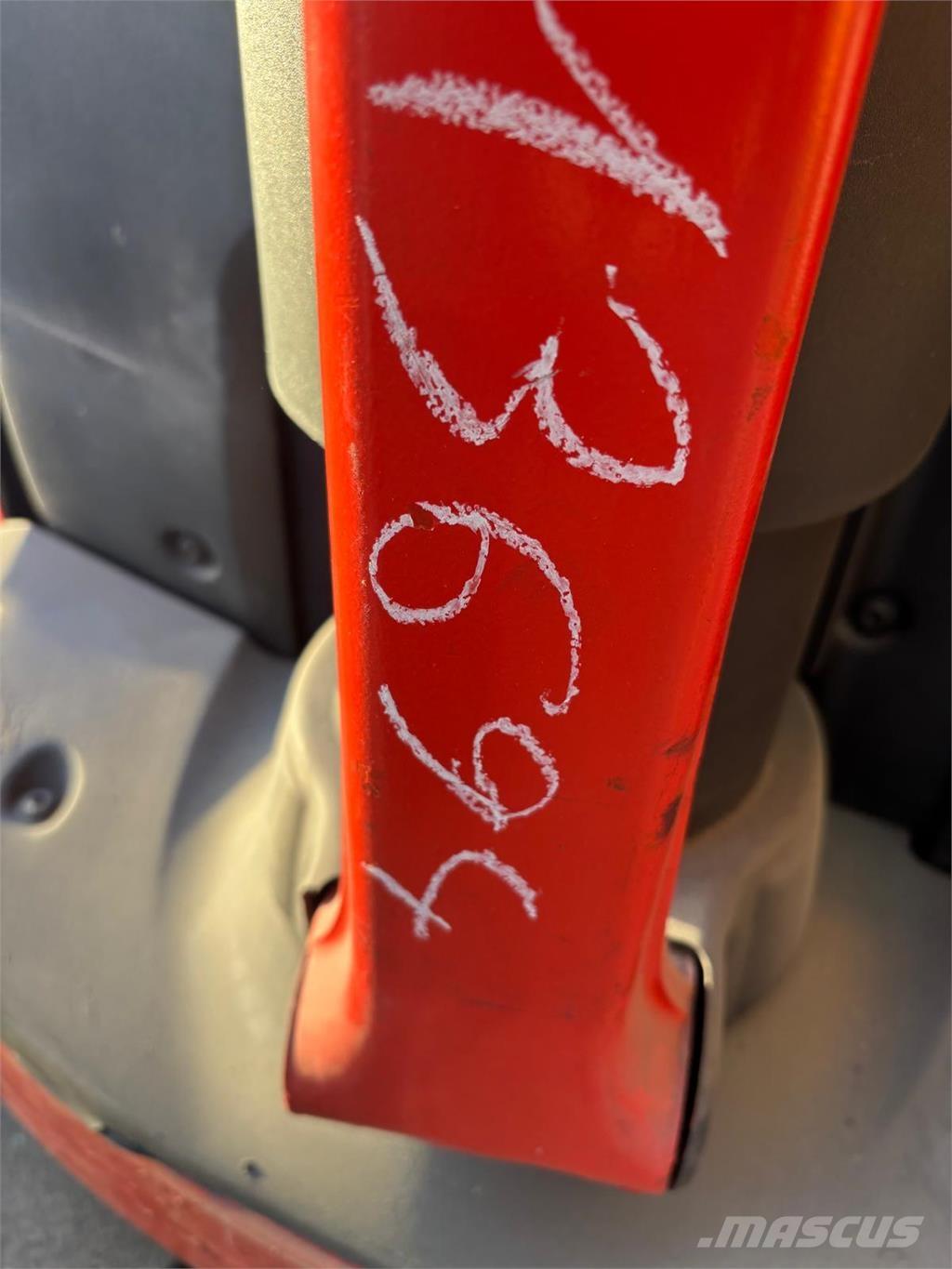 Linde T16 Самоходни товарачи