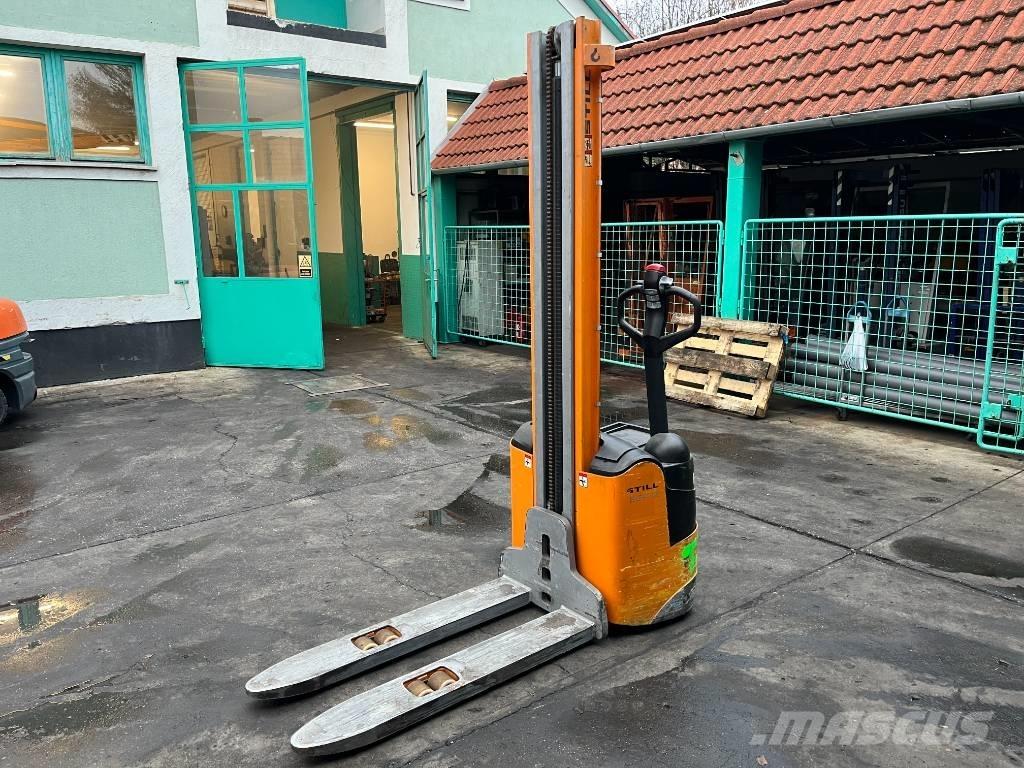 Still EGV12    V-4251 Самоходни товарачи