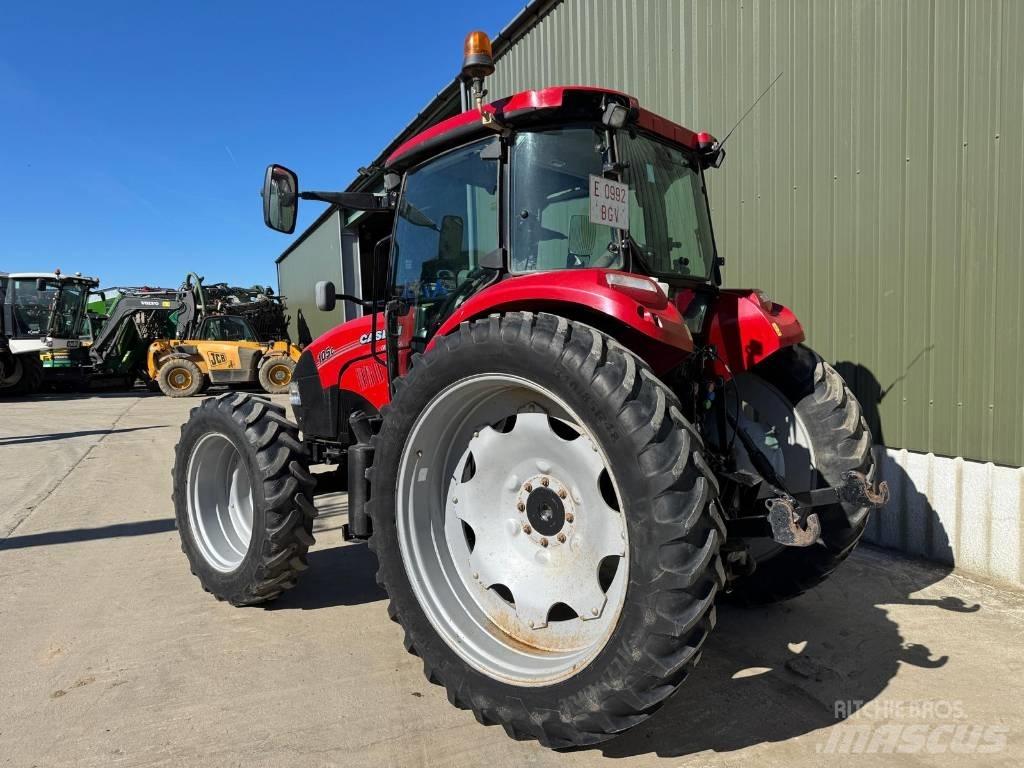 CASE Farmall 105c Трактори
