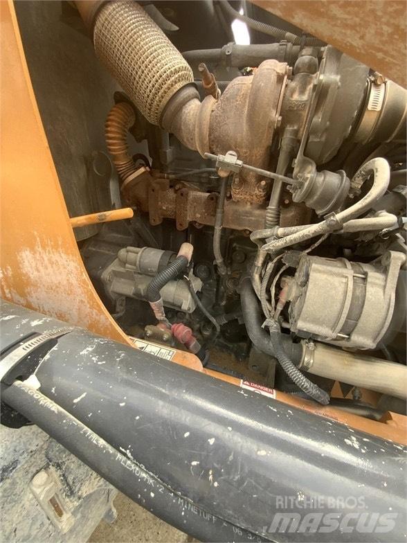CASE 570 N EP Трактори