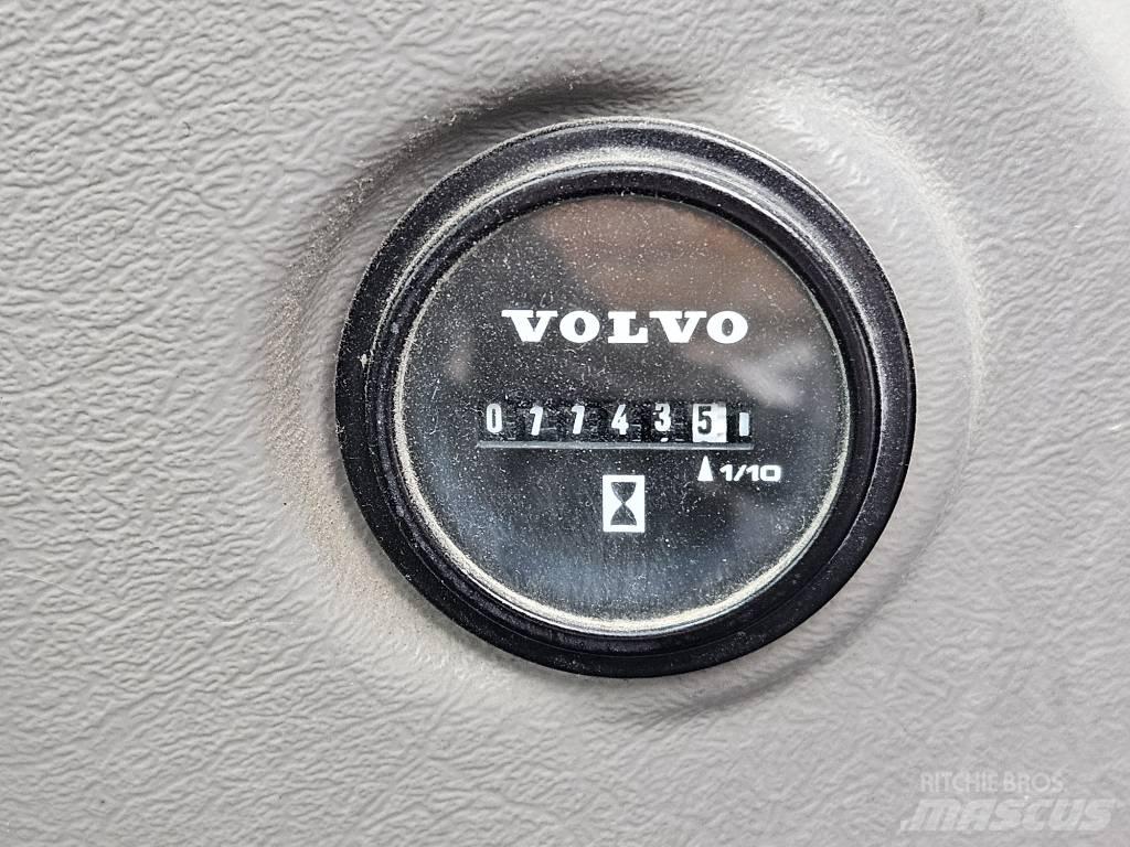 Volvo EC380EHR Верижен екскаватор