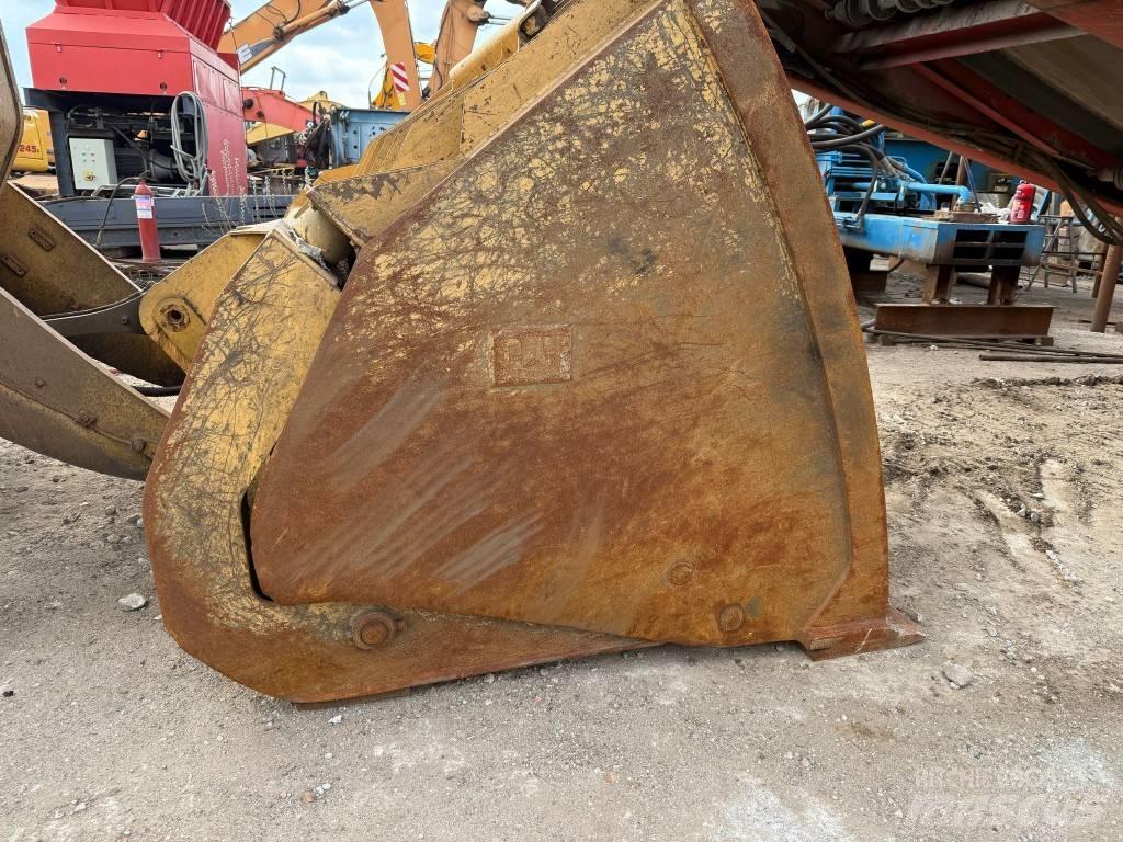 CAT 950 M Колесни товарачи