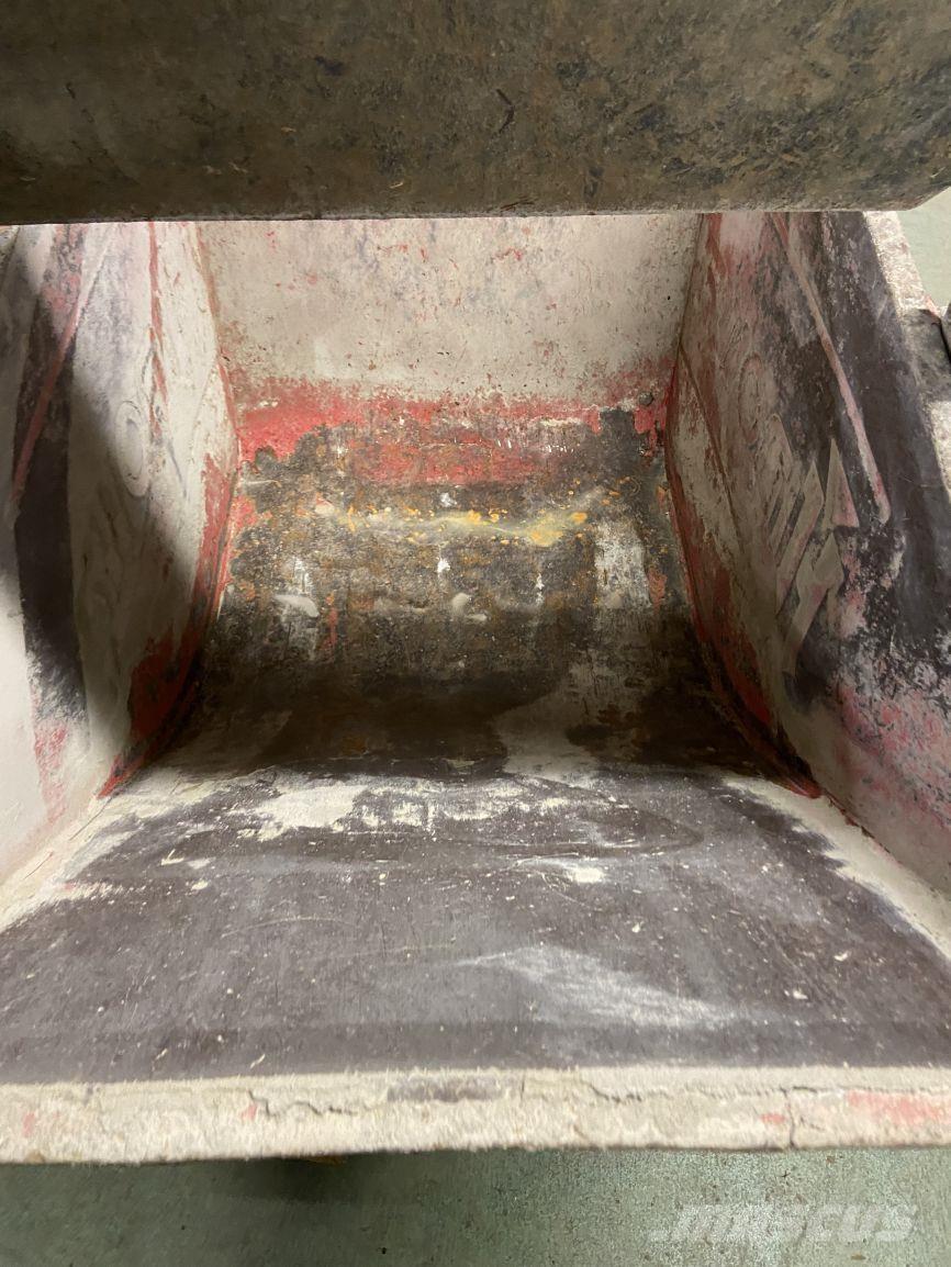 Hinowa HS1102 (4350) Странични самосвали