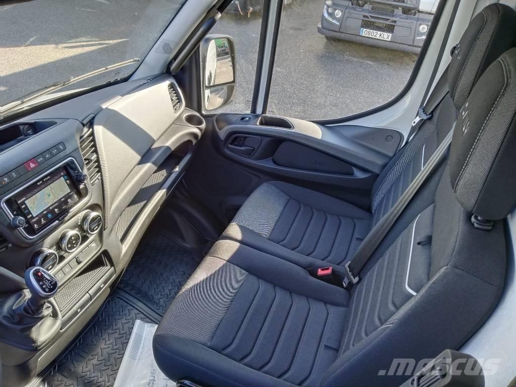 Iveco Daily 35 S12 Фургони
