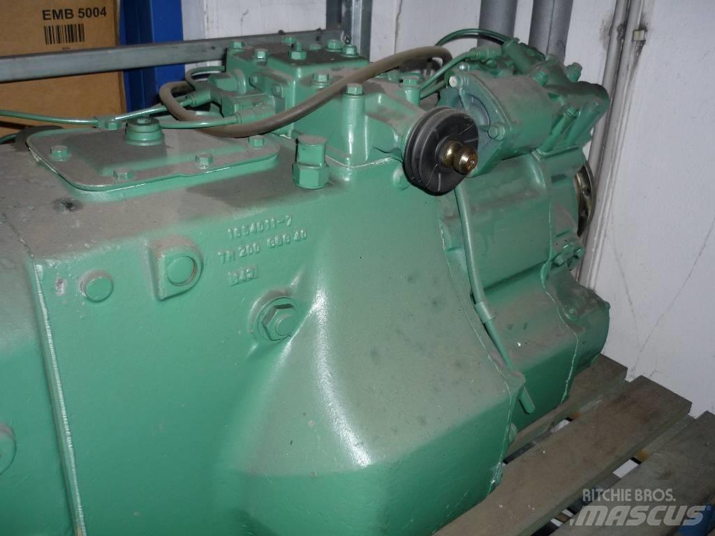 Volvo SR 2000 / 2400 Скоросни кутии