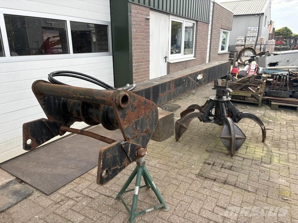 Manitou jip Телескопични товарачи