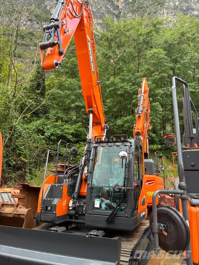 Develon DX 140 LCR-7 Верижен екскаватор