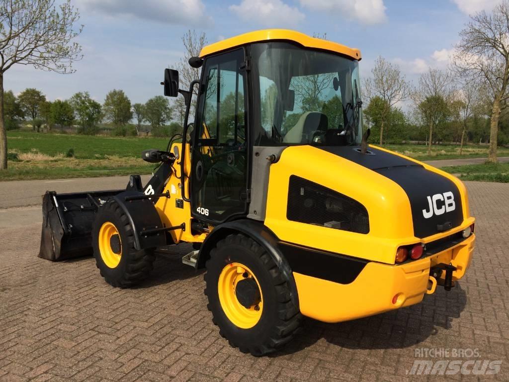 JCB 406 Колесни товарачи