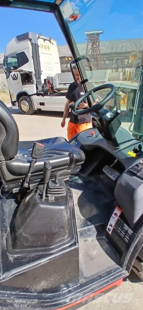 Manitou MSI 30 D Дизелови камиони