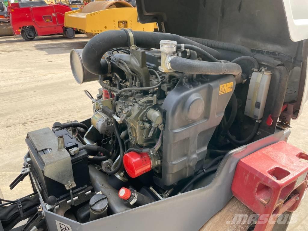 Dynapac CC1200C Комбинирани ролки
