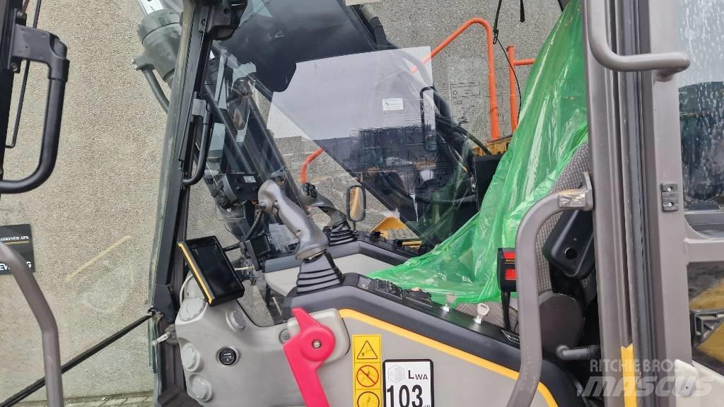 Volvo EC 250 EL Верижен екскаватор