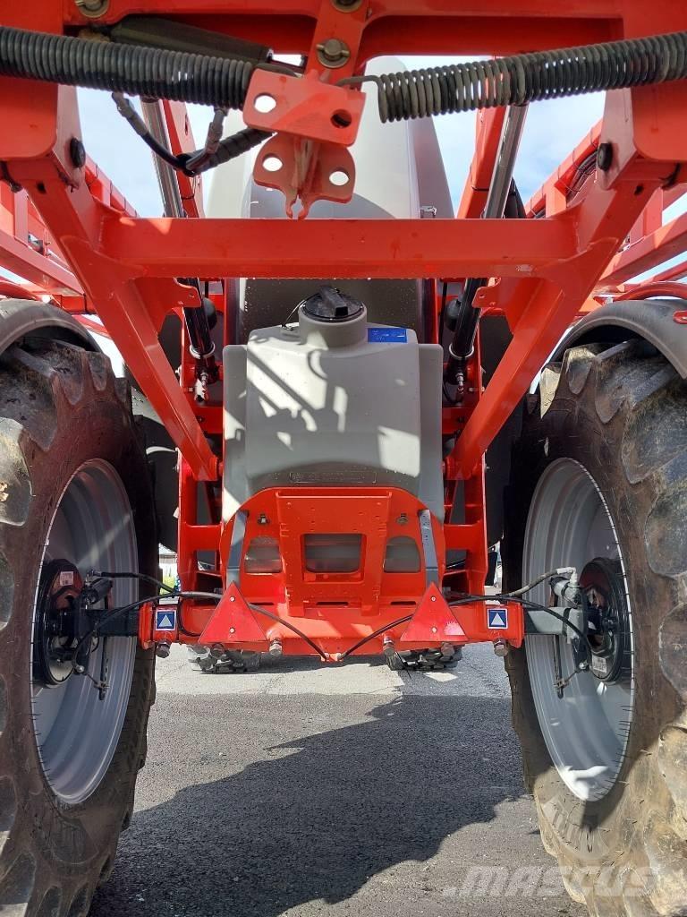 Kuhn Lexis 3000 Прикачни пръскачки
