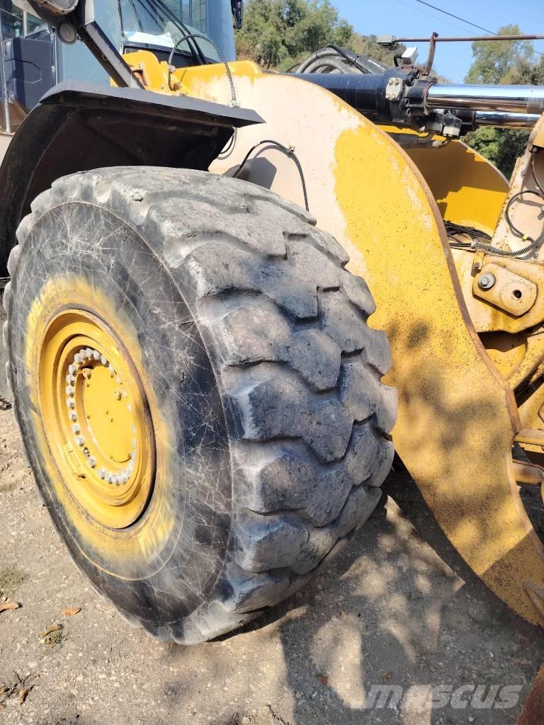 CAT 980 M Колесни товарачи