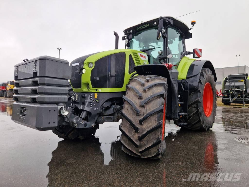 CLAAS Axion 960 Трактори