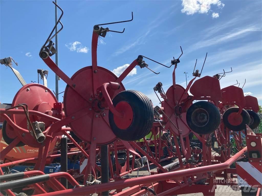 Lely Lotus 1250 Гребла и сенообръщачки