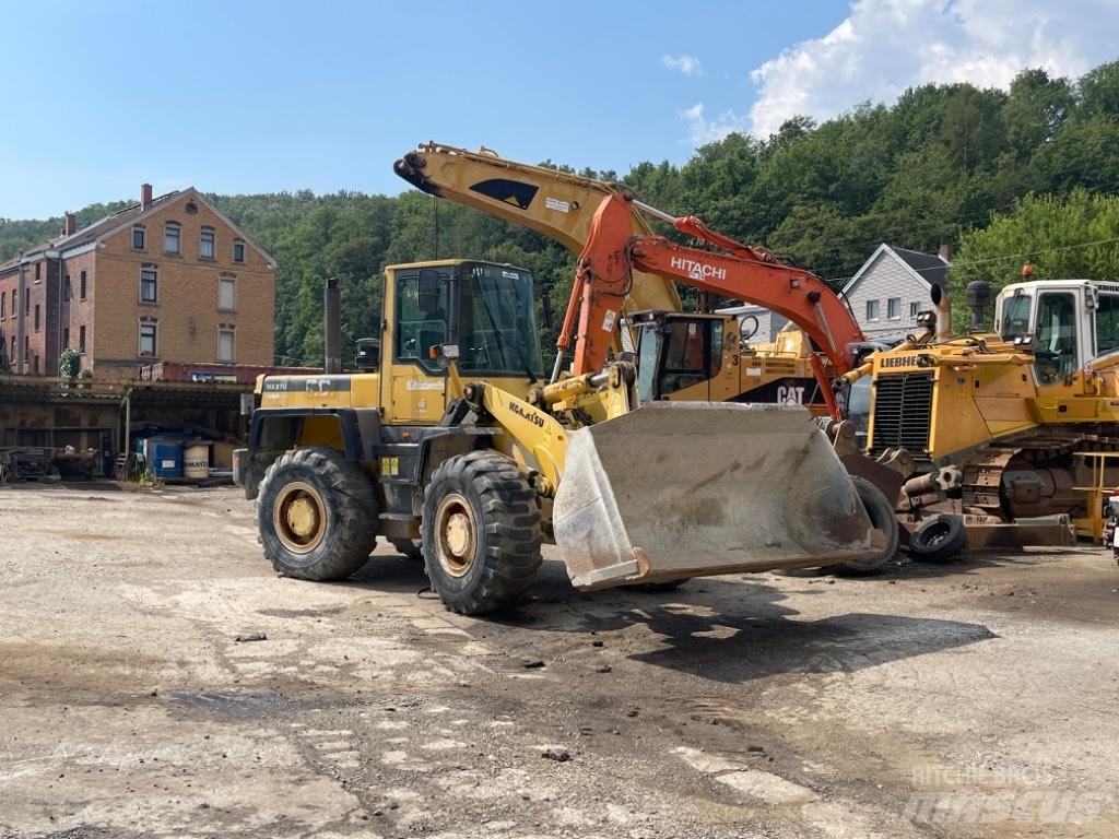 Komatsu WA 270-3 Колесни товарачи