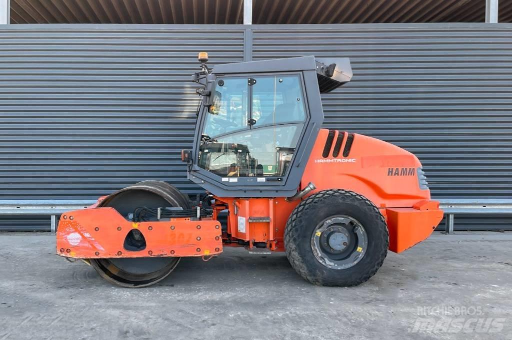 Hamm 3307 HT Еднобарабанни ролки
